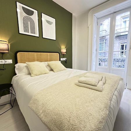 Appartamento Elegante Hogar En El Centro Vigo Esterno foto