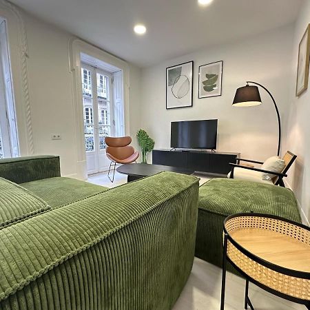Appartamento Elegante Hogar En El Centro Vigo Esterno foto