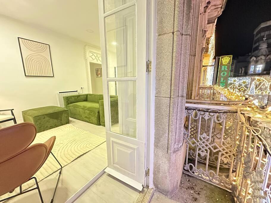 Appartamento Elegante Hogar En El Centro Vigo Esterno foto