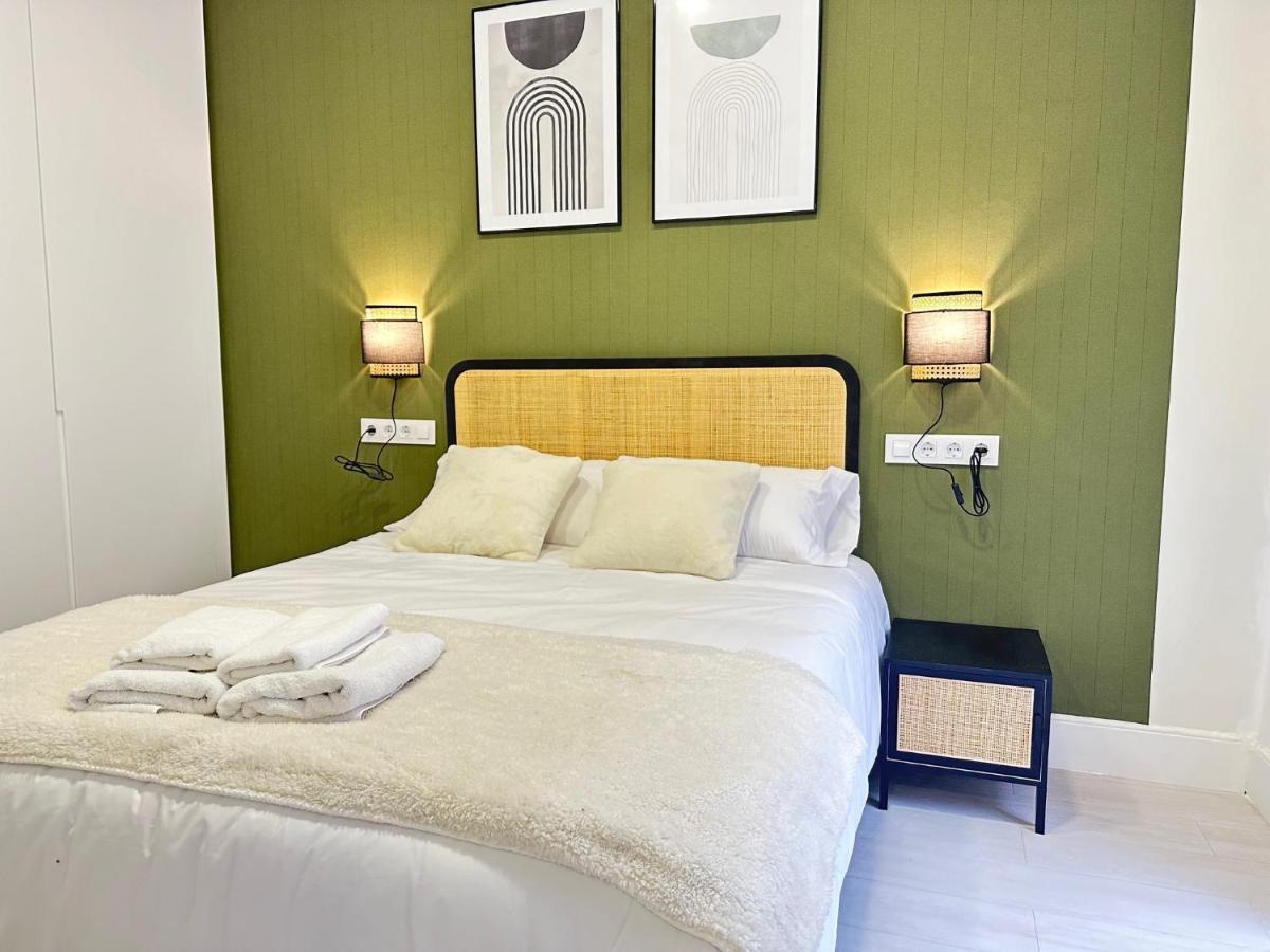 Appartamento Elegante Hogar En El Centro Vigo Esterno foto
