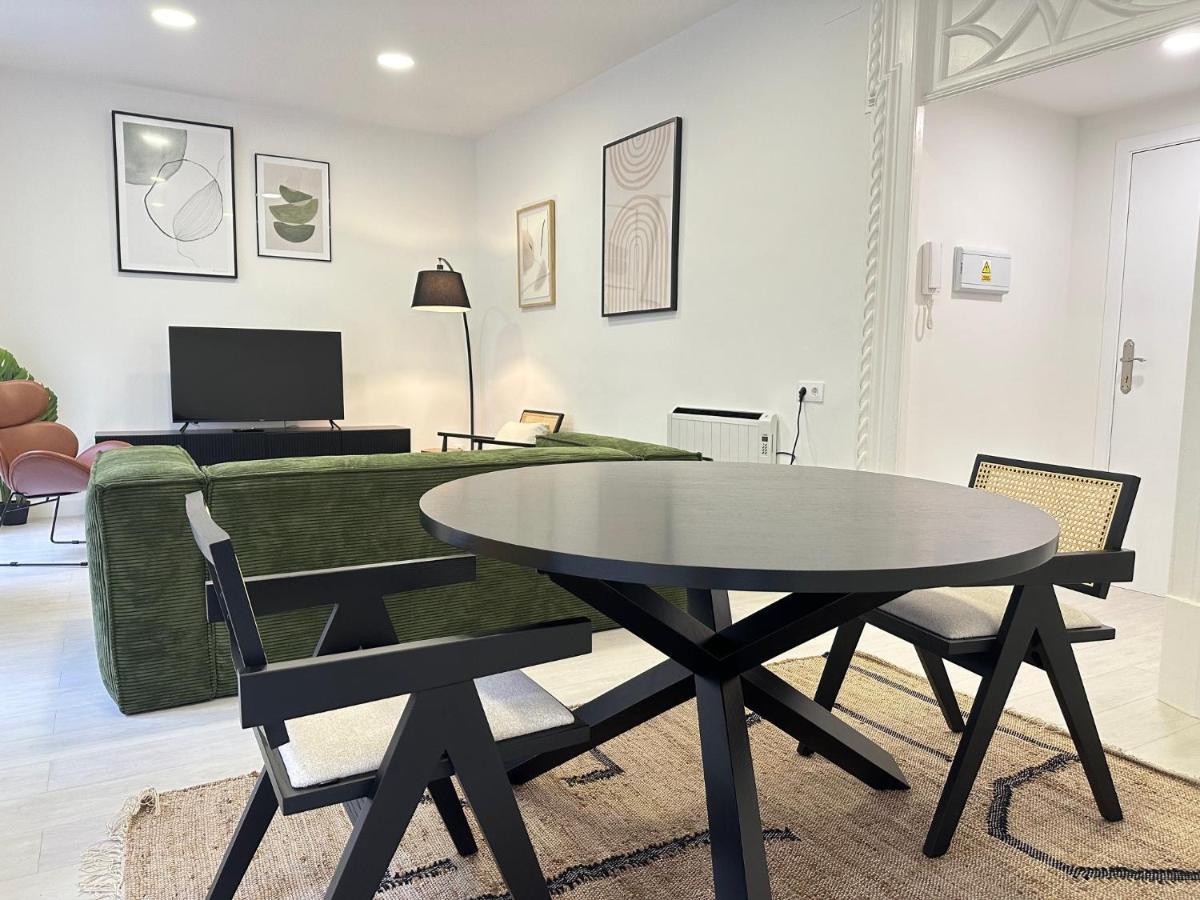 Appartamento Elegante Hogar En El Centro Vigo Esterno foto