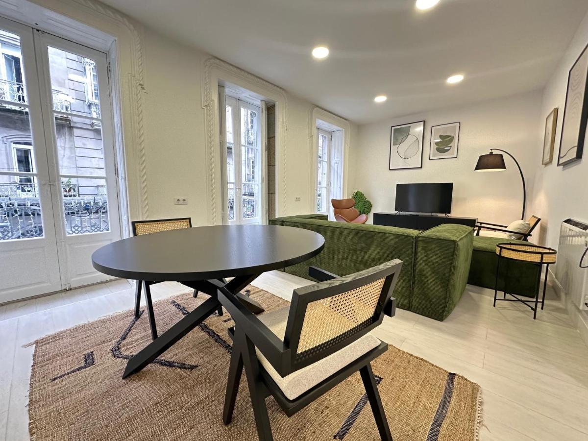 Appartamento Elegante Hogar En El Centro Vigo Esterno foto