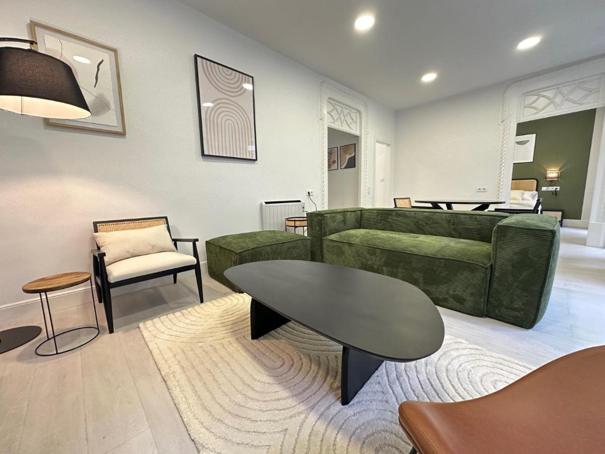 Appartamento Elegante Hogar En El Centro Vigo Esterno foto